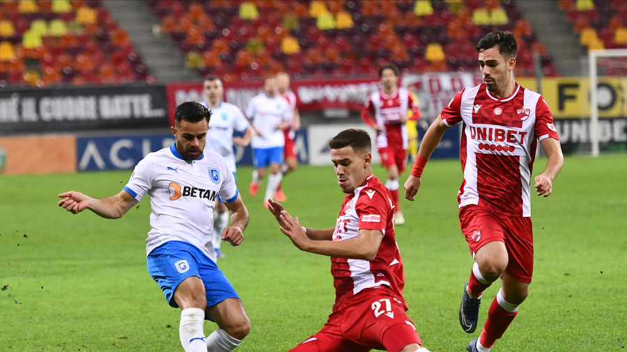 FOTO | Dinamo a prezentat noul echipament! Mesajele speciale inserate pe tricoul de joc