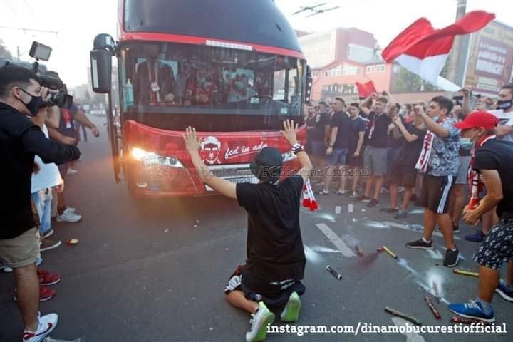 Fanii lui Dinamo au luat foc! Ultima decizie a clubului i-a enervat la culme 