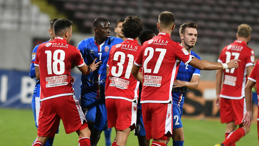 Dinamo trebuie să schimbe de urgenţă ceva. De ce nu se integrează fotbaliştii spanioli 