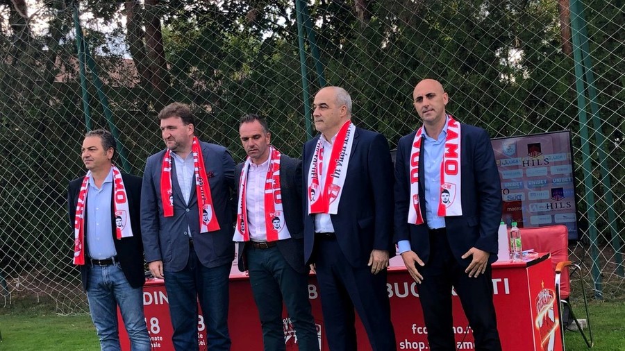 Situaţie penibilă la Dinamo! Spaniolii din conducere au fost daţi afară din hotel, din cauza datoriilor