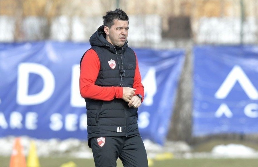 Se anunţă haos la Dinamo. ”Jucătorii atât pot la ora actuală, nu e uşor să faci echipă într-o lună şi jumătate”