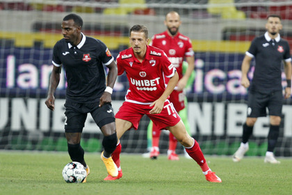 Fără bani, dar cu puncte. VIDEO | Hermannstadt - Dinamo 0-2 şi Ionel Gane duce "haita" aproape de play-off