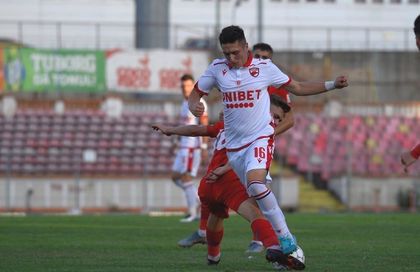 Şi echipa secundă a celor de la Dinamo II a rămas fără antrenor. Fanii au chemat un fost jucător, dar acesta i-a refuzat