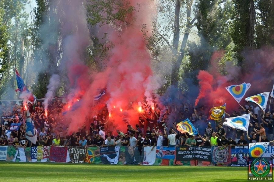 //i0.1616.ro/media/581/3142/38229/20136411/2/sud-steaua.jpg