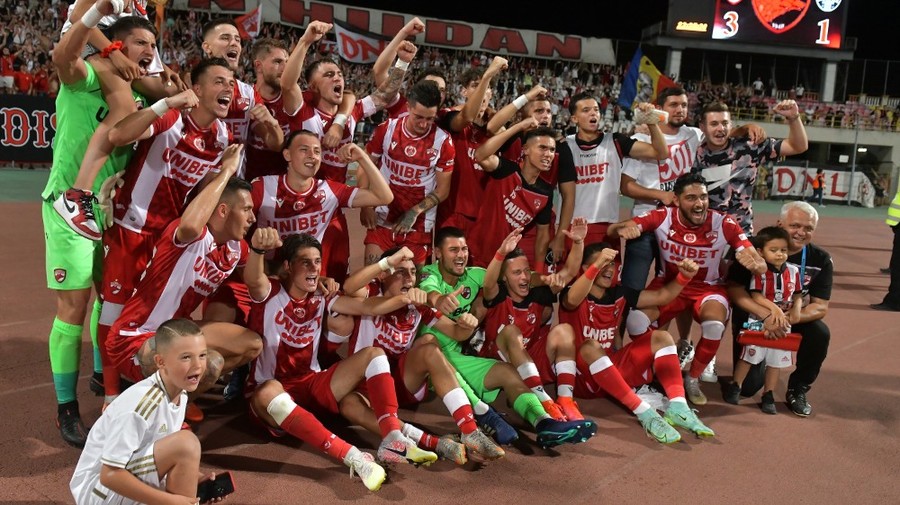 Mihai Eşanu şi Ricardo Grigore, noii lideri de la Dinamo. Iuliu Mureşan: "Revine acel spirit al lui Dinamo, formăm un grup unit" EXCLUSIV