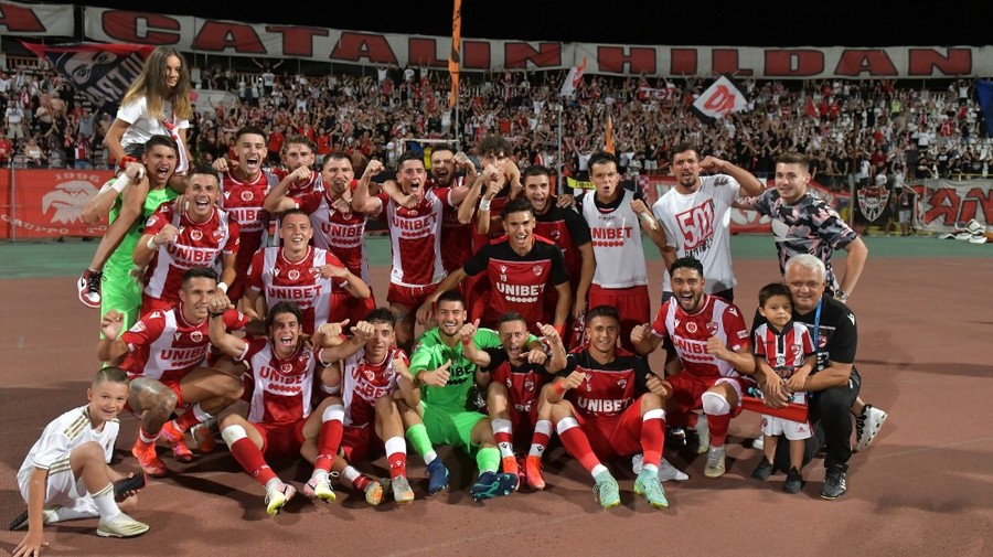 'Dinamo U21' a depăşit aşteptările în startul sezonului. Florin Cernat: "Dacă n-o să facă transferuri, vor avea probleme mari" EXCLUSIV