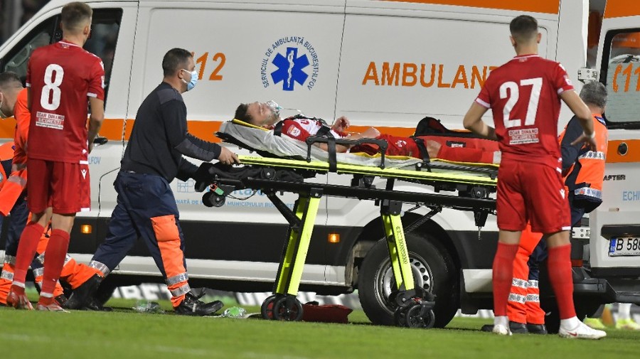 Măsură specială pentru Răuţă, după ce s-a prăbuşit pe teren! Ce decizie a luat Dinamo pentru fotbalist 