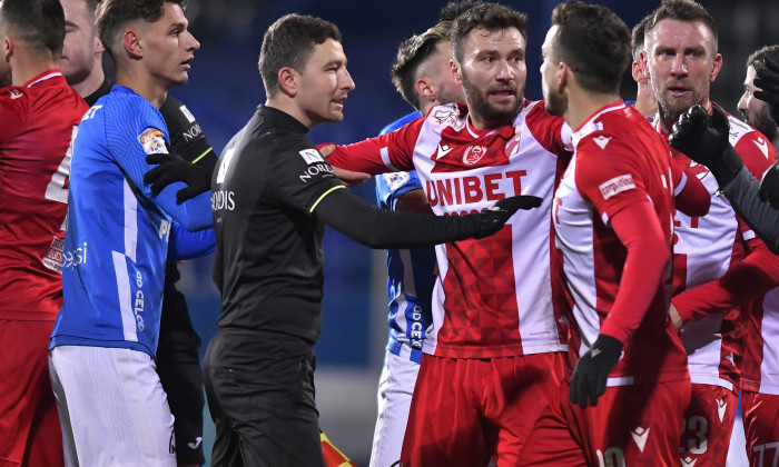 OFICIAL | Dinamo a mai adus doi jucători şi i-a cooptat în staff pe Bobi Verdeş şi Emilian Dolha