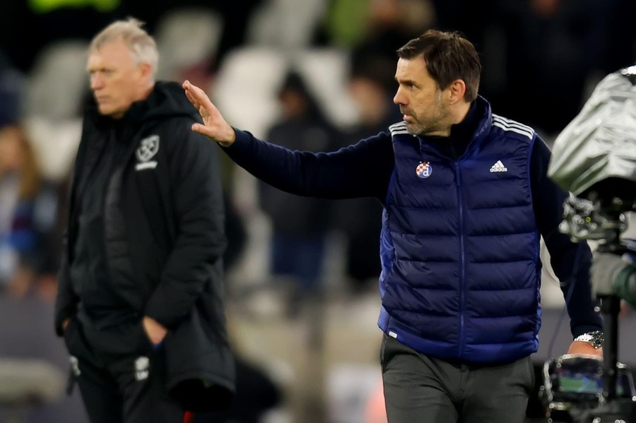 Dinamo s-a decis! Noul antrenor al ”câinilor” a aterizat la Bucureşti şi urmează să semneze