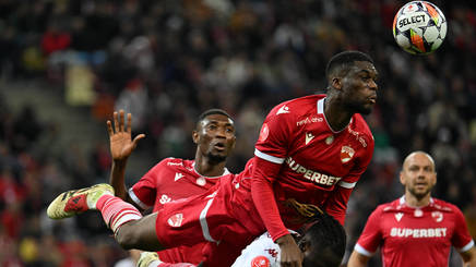 Transfer de ultim moment la Dinamo! ”Câinii” îşi aduc stoper din Superliga