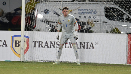 Codruţ Sandu, portarul naţionalei U20, a semnat cu o echipă din play-off-ul Superligii
