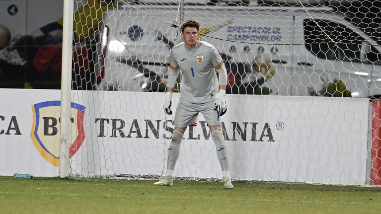 Codruţ Sandu, portarul naţionalei U20, a semnat cu o echipă din play-off-ul Superligii