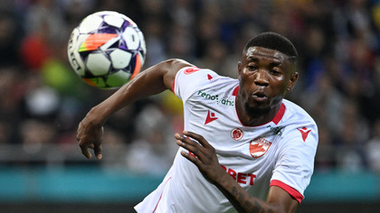 Kennedy Boateng, dorit în afara României. Dinamo cere un preţ mare