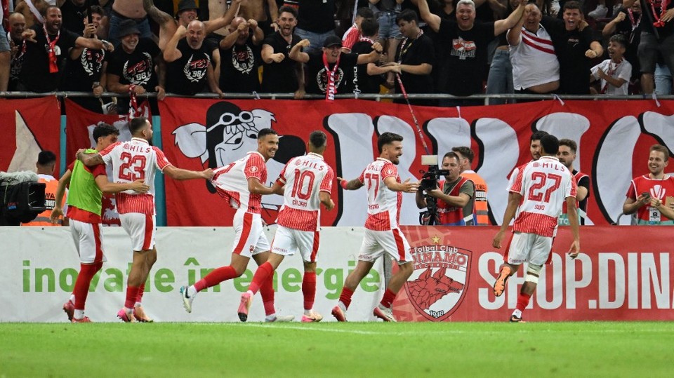 //i0.1616.ro/media/581/3142/38229/22180265/1/dinamo-bucuresti-fcsb-superliga-superbet-2-08-2025.jpg