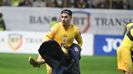 Răsturnare de situaţie!  Lisav Eissat şi-a dat acordul să semneze cu Dinamo