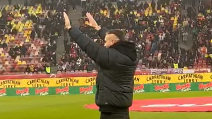 VIDEO | George Puşcaş, prezentat în faţa fanilor lui Dinamo pe Arena Naţională 