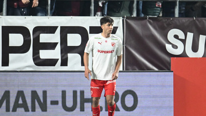 Se cere depunctarea lui Dinamo după derby-ul cu Rapid: "Clubul ar trebui să ceară scuze, să se delimiteze şi să anunţe campanii anti-rasism. LPF ar trebui să depuncteze"