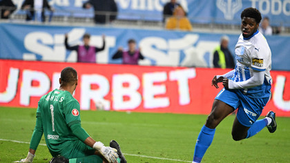 Dinamo, pusă la zid după ce a acuzat arbitrajul din meciul cu Craiova: "Au uitat ce arbitraje aveau? Să mă scutească!"