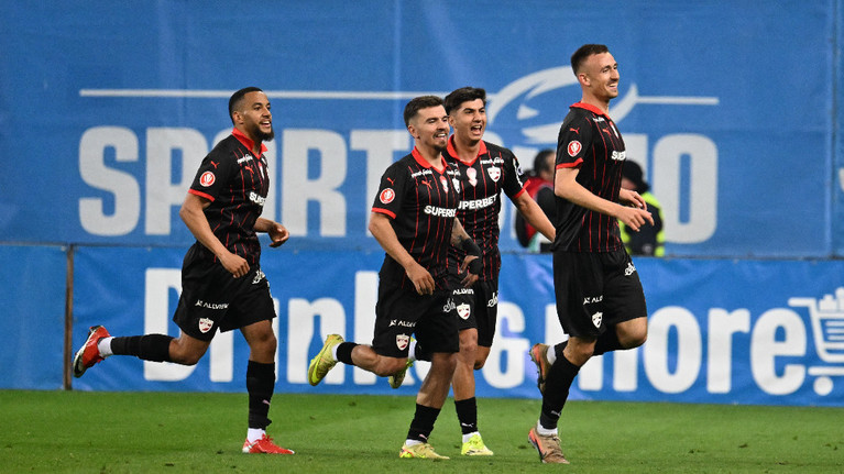 3 milioane de euro! Universitatea Craiova vrea să-l transfere pe titularul lui Dinamo

