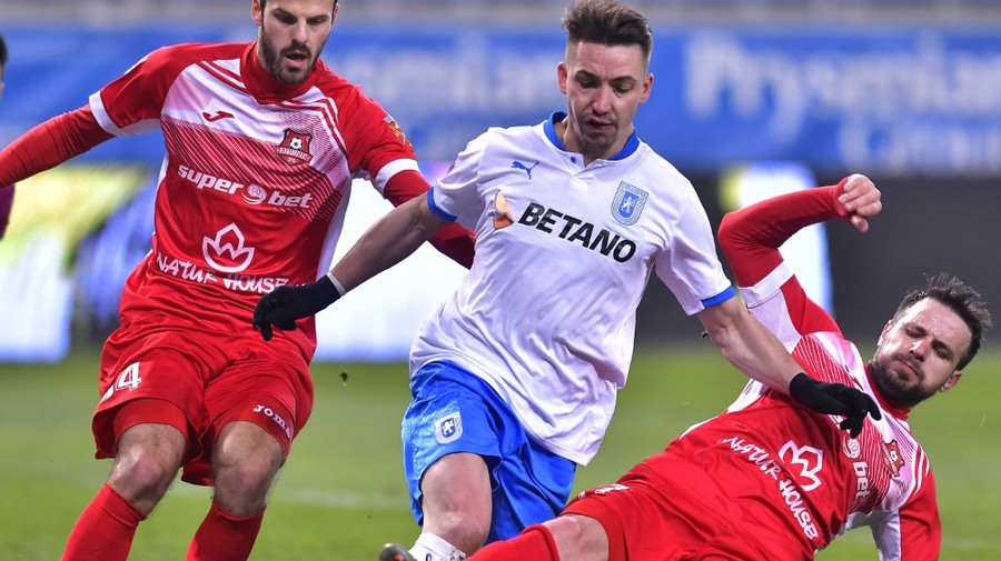 VIDEO | Mateiu, surprins de jocul bun al celor de la Hermannstadt. "Vreau să-i felicit, nu mă aşteptam să fie atât de greu" Ce a schimbat Ouzounidis la Craiova