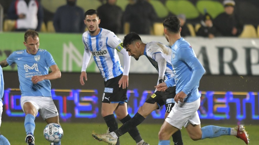 VIDEO | CSU Craiova - FC Voluntari 1-0. Oltenii lui Reghecampf strâng lupta la titlu