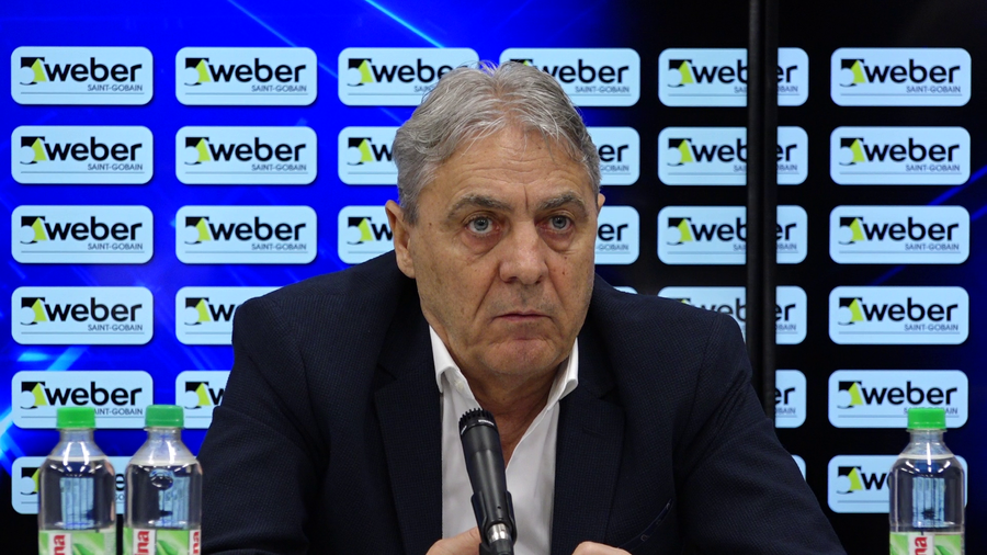 ”Caracterul ăsta de piftie”. Sorin Cârţu, nemilos cu doi jucători importanţi de la Universitatea Craiova