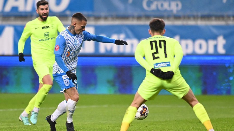 VIDEO ǀ Universitatea Craiova - Poli Iaşi 2-2. Formaţia lui Leo Grozavu a revenit de la 2-0 şi a fost salvată de VAR în ultimele minute