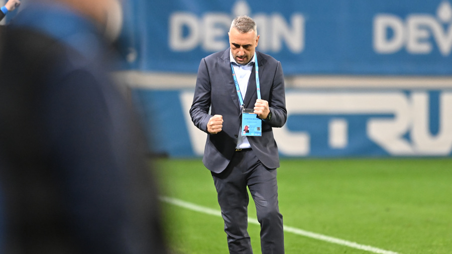 VIDEO | ”Să meargă la Liga 3 sau 4”. Ivaylo Petev, atac frontal la adresa arbitrilor români