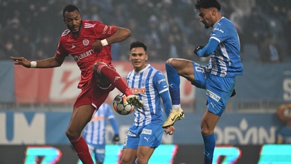 Total nemulţumit de jocul Craiovei, chiar dacă oltenii au 4 victorii din 4 cu Mirel Rădoi. „Joci deosebit de slab!” | EXCLUSIV VIDEO