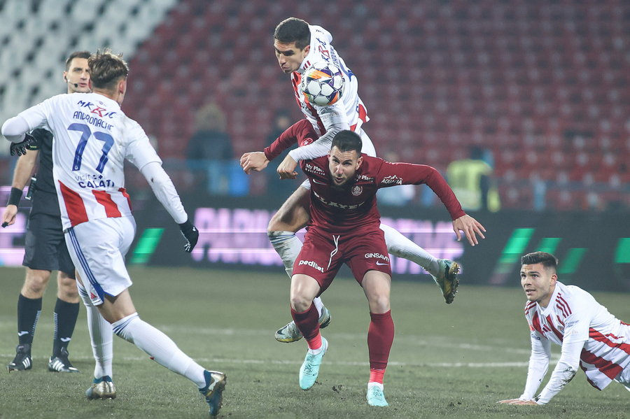 Mihai Rotaru nu mai stă la discuţii şi bagă adânc mâna în buzunar! Jucătorul rivalei din Superliga dorit de Mirel Rădoi a fost ofertat