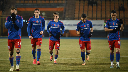 ”Ne-am văzut nevoiţi să o acceptăm”. Unul din cei mai buni jucători ai Stelei face pasul către Superliga