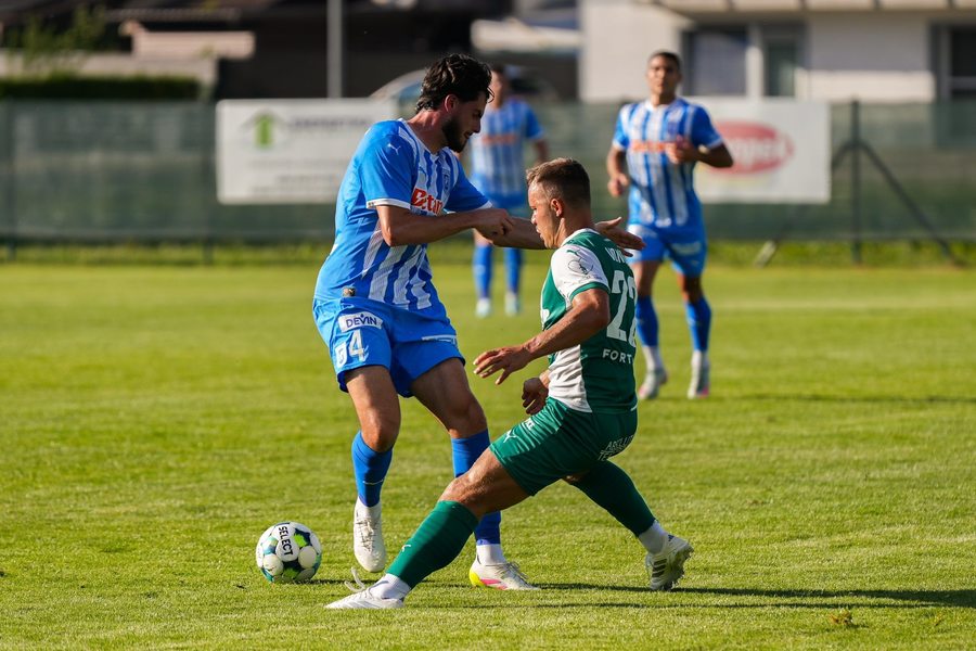 Universitatea Craiova părea că va obţine o victorie cu Bohemians. Ultimele minute au fost de coşmar pentru olteni