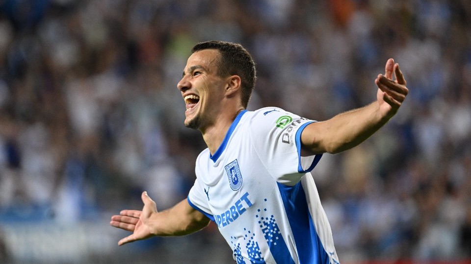 //i0.1616.ro/media/581/3142/38230/22117141/1/universitatea-craiova-universitatea-cluj-superliga-superbet-28-07-2025-1.jpg