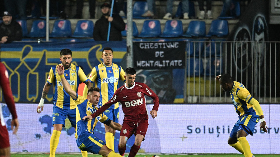 Titlul pierdut cu Craiova e singurul regret: "E un subiect dureros. Voi regreta până voi muri"