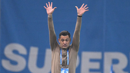 VIDEO | ”Am vrut să nu ies să fac acuzaţii”. Mirel Rădoi a explicat de ce a plecat la vestiare înainte de finalul cu Rapid