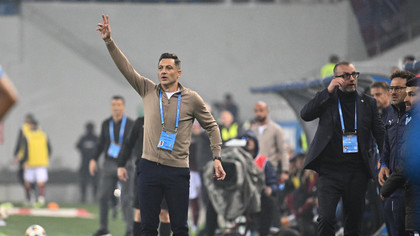 Plecarea lui Rădoi de pe bancă a fost taxată: Vrei să dai tonul? Ţine-l!" | EXCLUSIV VIDEO