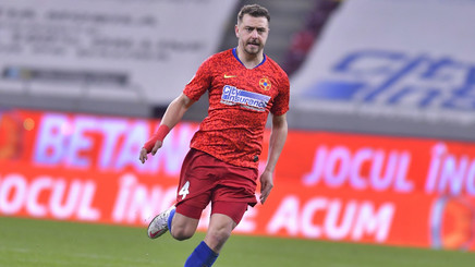 Andrei Miron rupe tăcerea după faza controversată care a dus la golul doi al Universităţii Craiova în duelul cu FC Botoşani: ”Am vrut să dau în ea. Se mai întâmplă”