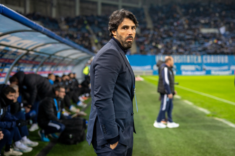 VIDEO | Continuă coşmarul la Craiova! Filipe Coelho a dezvăluit motivul pentru care Bancu nu a fost în lot cu Farul: „