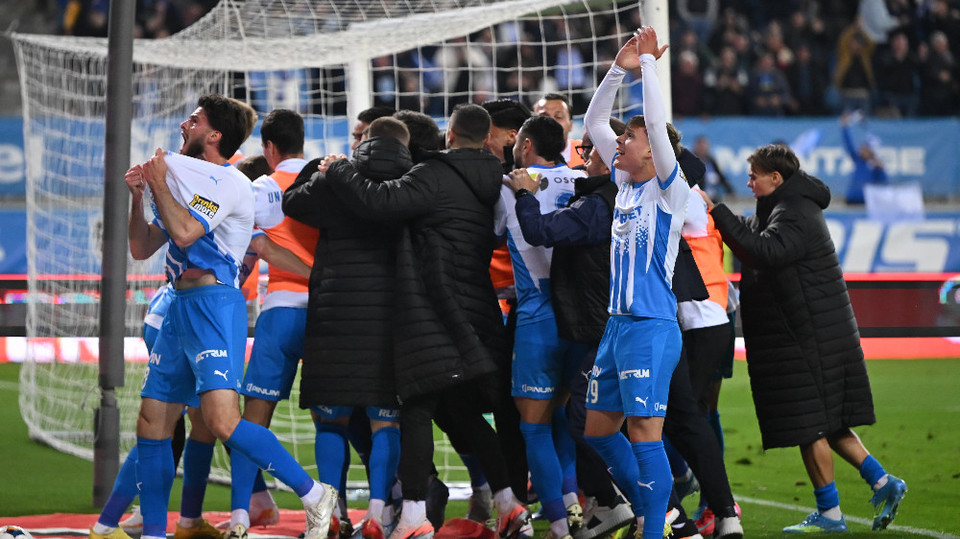 https://i0.1616.ro/media/581/3142/38230/22459287/1/universitatea-craiova-dinamo-bucuresti-play-off-superliga-superbet-3-05-2026.jpg