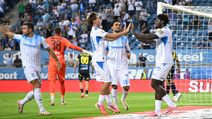 Fluier final în meciul dintre Craiova şi Petrolul! Oltenii au făcut spectacol la revenirea în Superligă