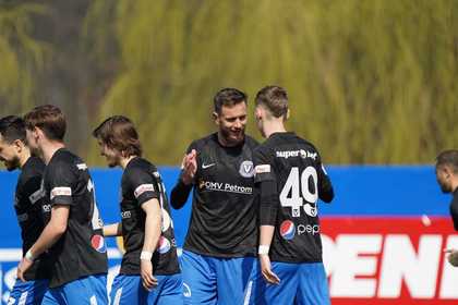 FC Viitorul - FC Argeş, scor 1-0, într-un meci amical. Aurelian Chiţu a revenit după o accidentare din cauza căreia a lipsit şase luni