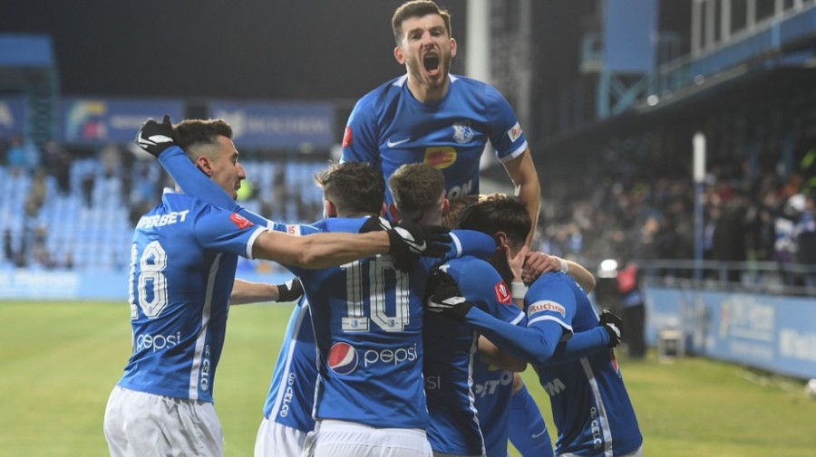 Trei dintre cei mai bogaţi oameni din România au vrut să cumpere Farul. ”Nu s-a materializat”