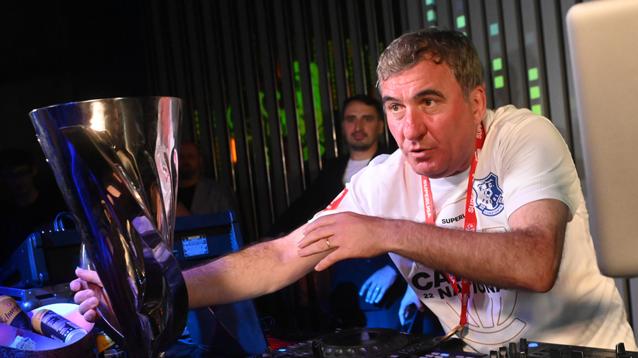 Variantă neaşteptată pentru CSA Steaua. Hagi ar putea reveni în ”Ghencea”. ”I-ar pune şi covorul roşu lui Gică dacă ar veni”