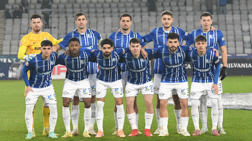 //i0.1616.ro/media/581/3142/38231/22292642/1/fc-universitatea-cluj-farul-constanta-superliga-superbet-21-12-2025.jpg