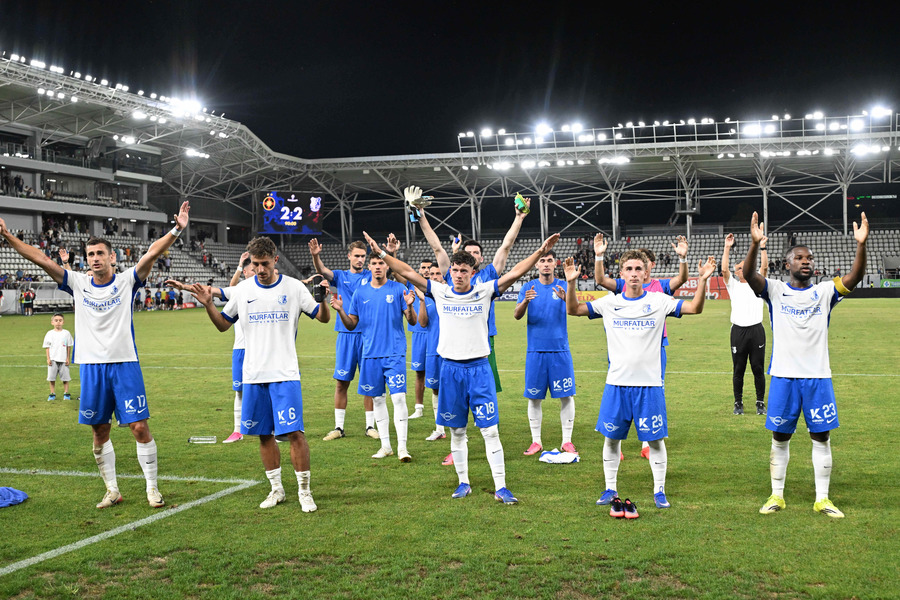 Gestul jucătorilor de la Farul care i-a lăsat fără replică pe experţi în meciul cu FC Argeş: ”N-am mai văzut aşa ceva! Te învaţă la juniori, cum e posibil?” | VIDEO EXCLUSIV