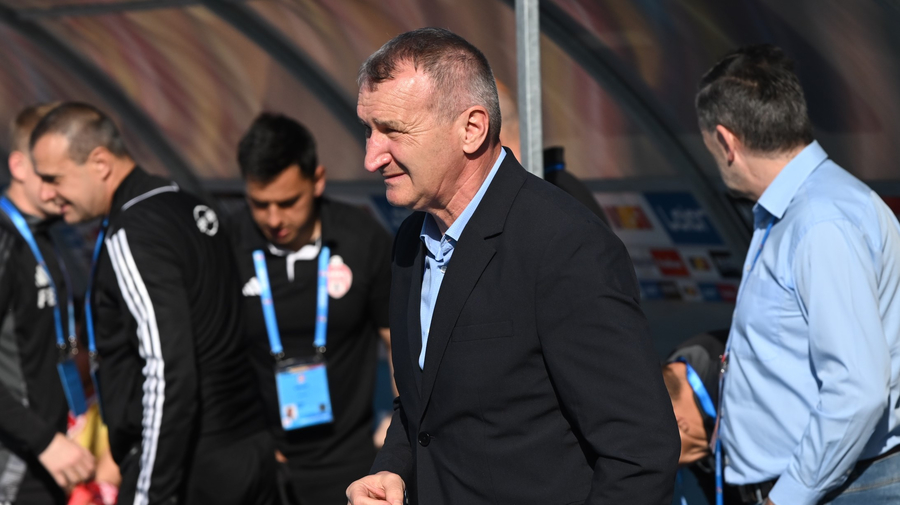 VIDEO | Laszlo Csaba începe mandatul cu un punct preţios. ”Trebuie să muncim mai mult”