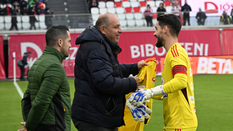 //i0.1616.ro/media/581/3142/38234/22037130/1/sepsi-osk-sfantu-gheorghe-universitatea-craiova-superliga-superbet-4-02-2024.jpg
