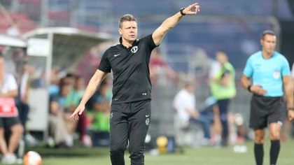 Tibor Selymes a revenit în fotbalul românesc! Fostul mare internaţional a semnat cu o echipă de mare tradiţie: „Mult succes”