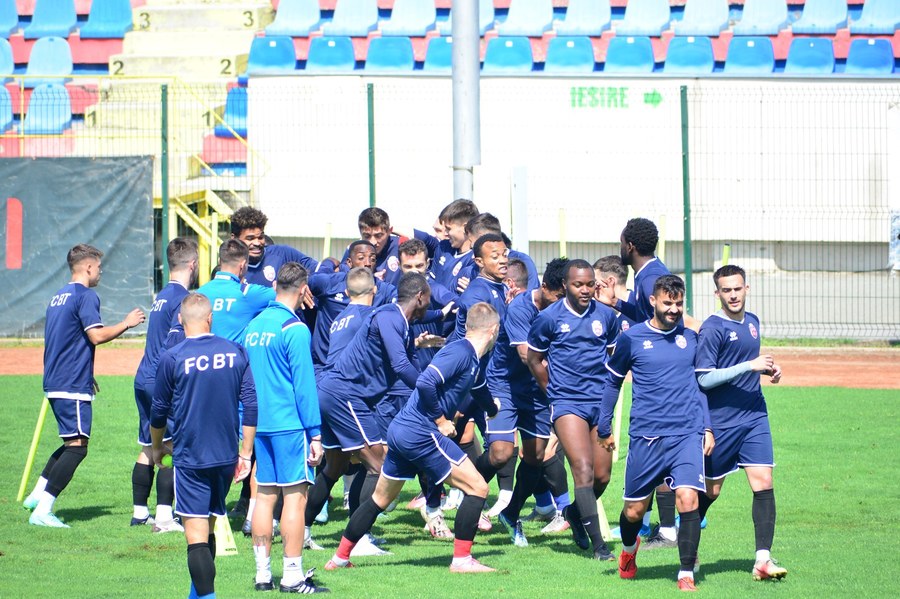 FC Botoşani mai pregăteşte aducerea unui fotbalist din străinătate. ”Am avut o negociere mai lunga cu el”