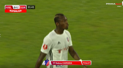 VIDEO | FC Botoşani dă lovitura pe terenul lui CFR Cluj. Camara profită de o eroare a defensivei şi marchează